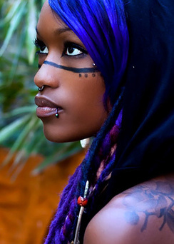Osmoz in Ethnic for Suicide Girls