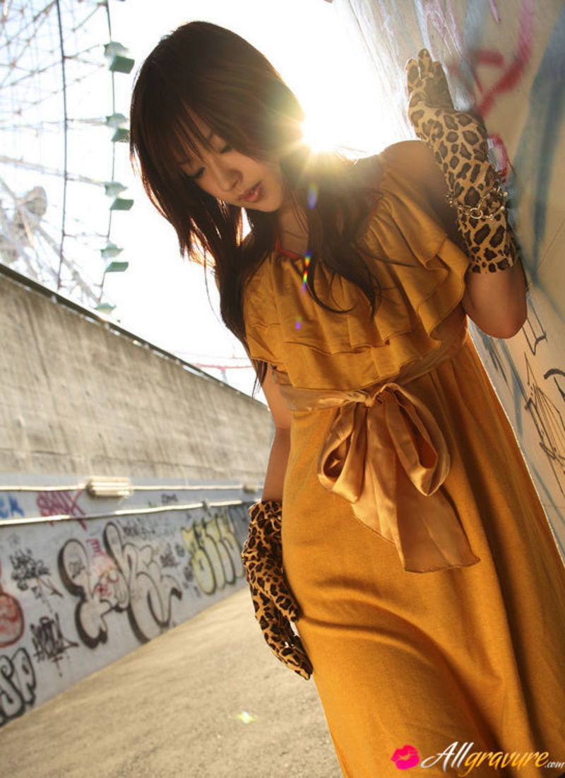 Nao Yoshizaki 00 