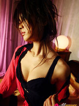 Amika Hattan 06