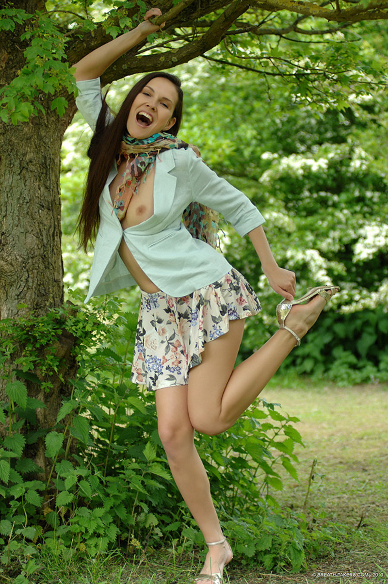 Zuzana - Botany 04 800x1204