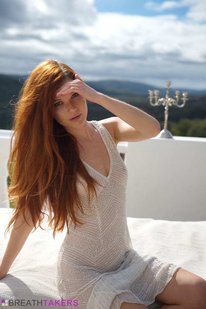 Redhead Babe Mia Sollis 00 800 1202