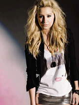 Ashley Tisdale 07