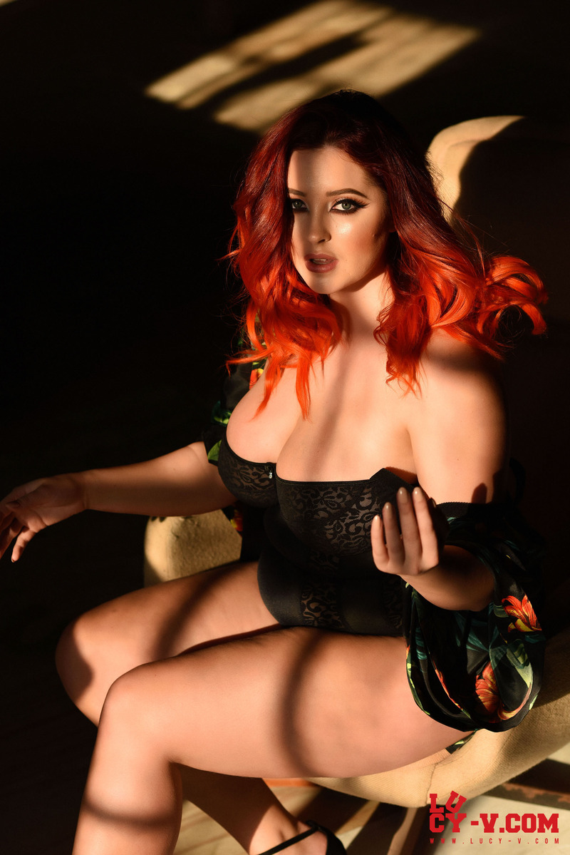 Lucy Vixen 01 800x1199