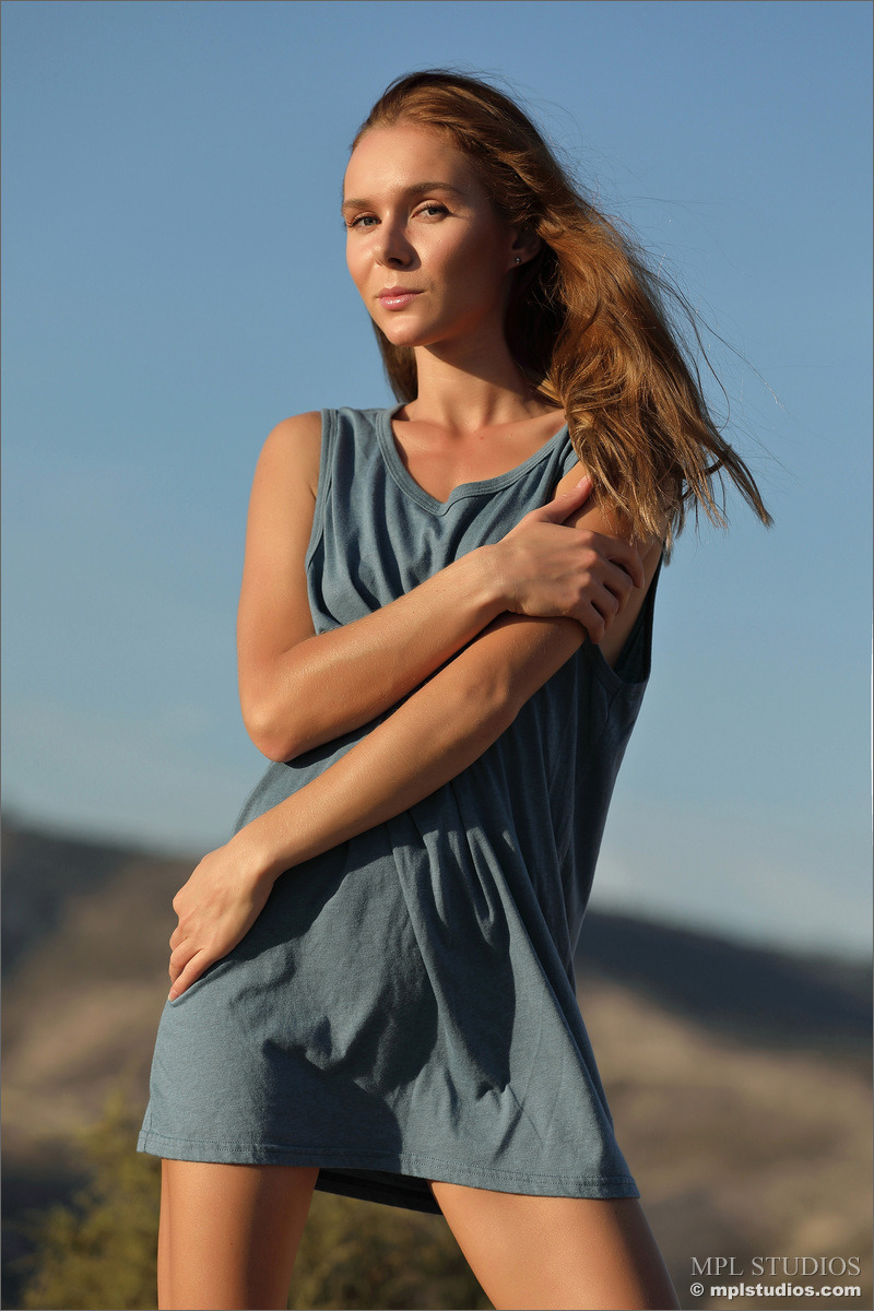 Karissa Diamond - Shoot Day - Montage 09 800x1200