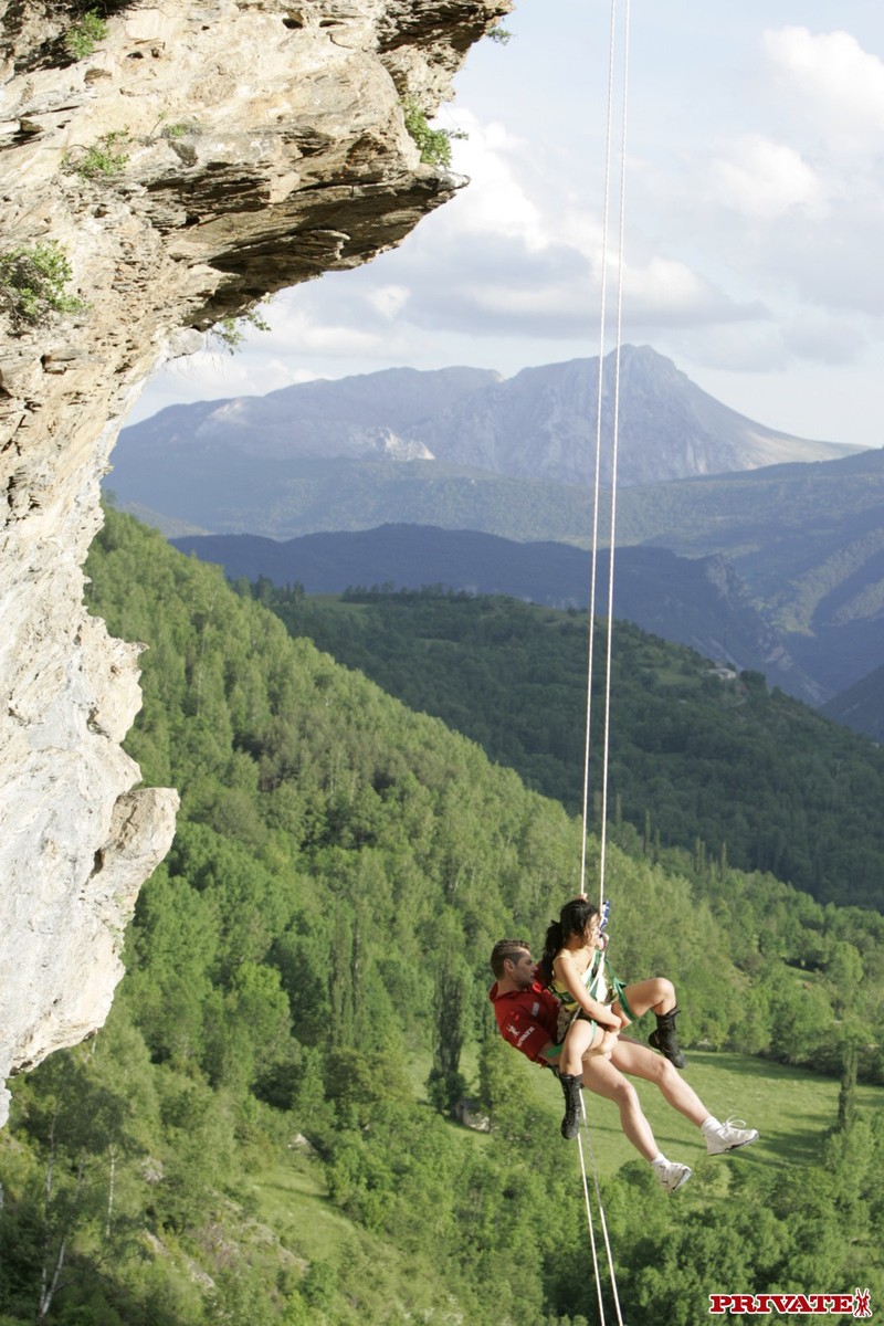 Lady May 07 800x1200