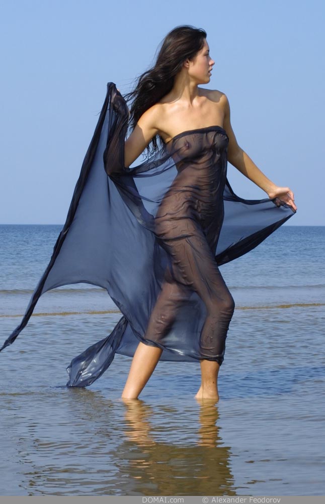 Natalie Retro 07 646x1000