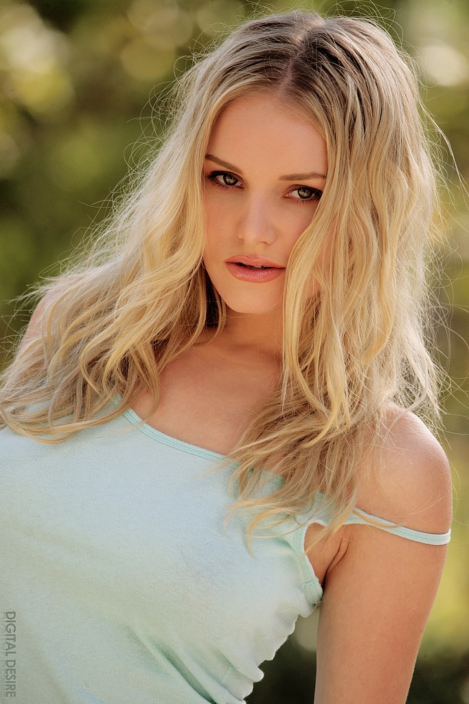 Liz Ashley 05 
