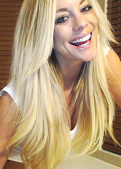 Busty teen Gisele