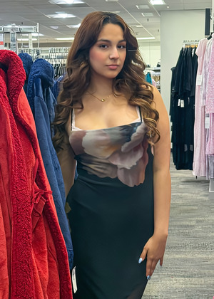 Paris The Mall Brat Intimate Gallery Session